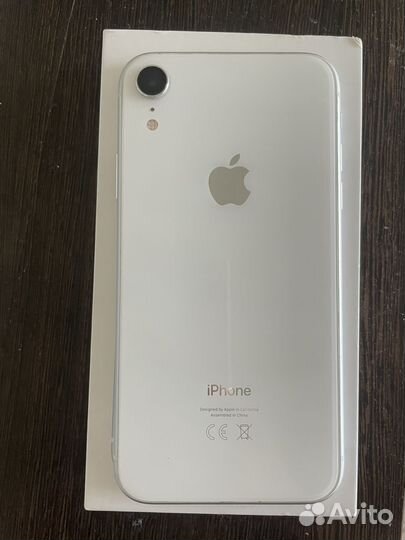 iPhone Xr, 64 ГБ