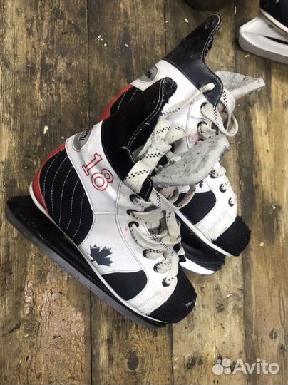 Коньки хоккейные 41 размер