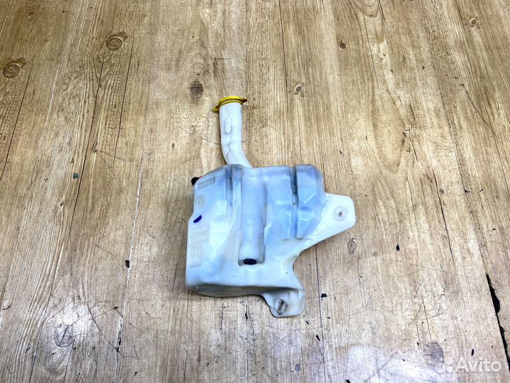 Бачок омывателя Opel Corsa D 2006-2014г