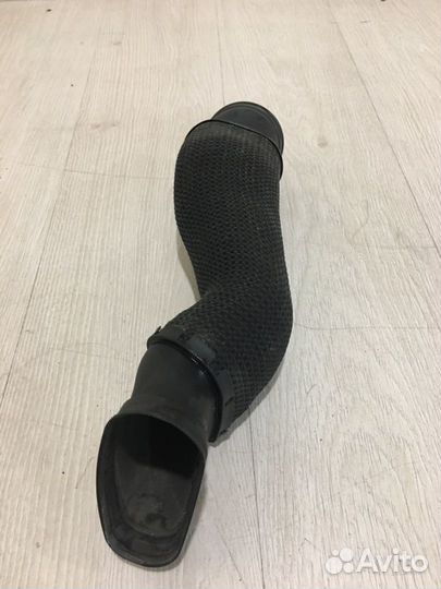 Патрубок воздушного фильтра левый Mercedes Benz