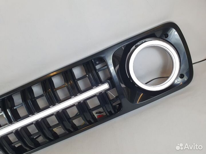 Светодиодная решетка радиатора Нива 