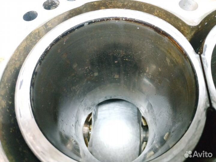 Блок двигателя Nissan Primera P12 QR20DE 2001-2007