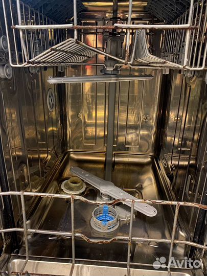 Посудомоечная машина Beko dsfs 6830 X