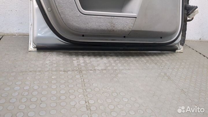 Дверь боковая левая передняя Chrysler 300C, 2007