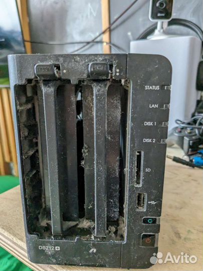 Сетевое хранилище NAS Synology DS212+