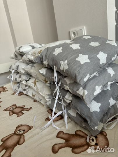 Бортики в кроватку