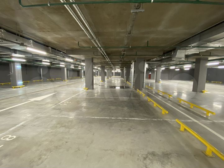 Машиноместо, 14 м²