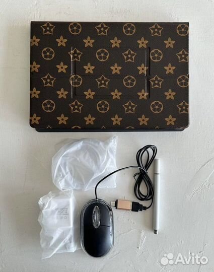 Планшет Umiio i15 Pro