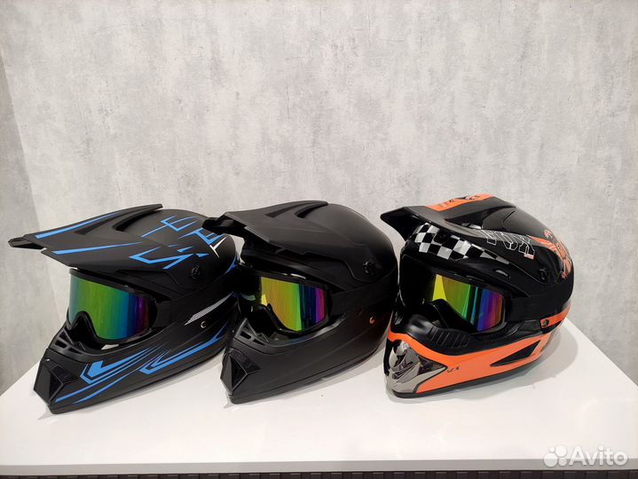Мотошлем кроссовый с очками