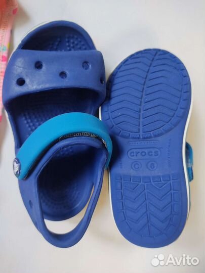 Купальник 86-92. сабо Crocs c5. с6 очки. шапочка
