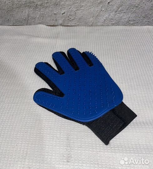 Перчатка для вычесывания шерсти, пуходерка