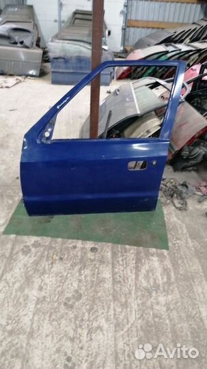 Дверь левая передняя на Шкоду Фелицию 1998г.в