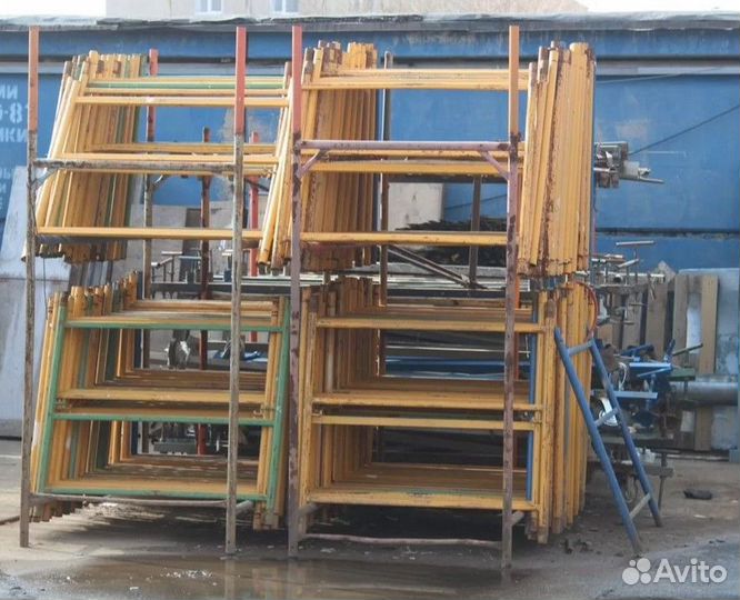 Аренда строительных лесов, вышек тур, опалубки