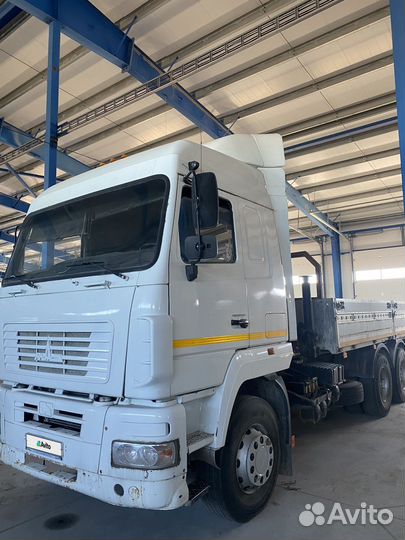 МАЗ 6312А9-320-010 с КМУ, 2011