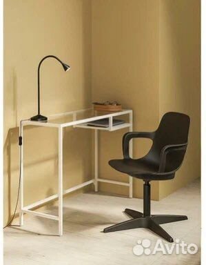 IKEA письменный стол витшё