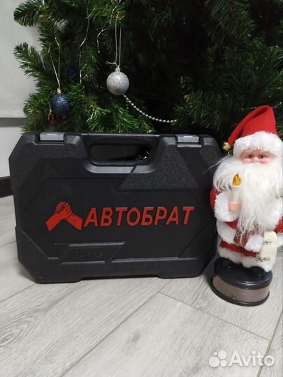 Набор инструментов для авто. Новый