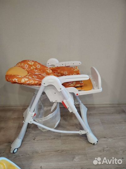 Стул для кормления