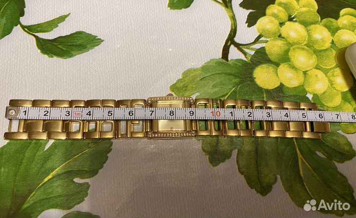 Часы женские guess