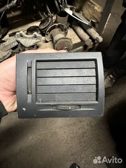 Дефлектор торпедо левый Opel Meriva A Z16XEP