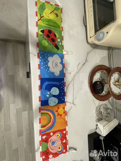 Taf Toys - Развивающая книжка с клипсами