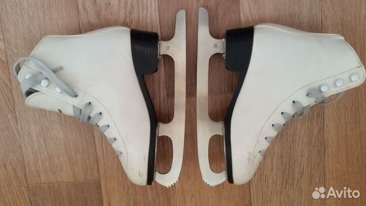 Коньки фигурные 35 размер