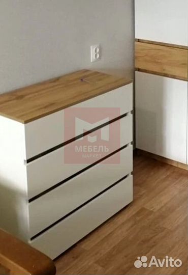 Шкаф новый белый