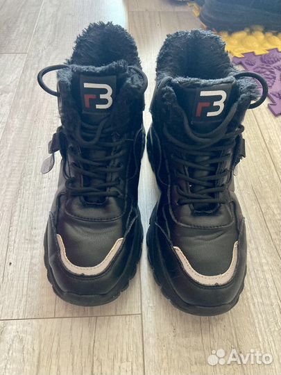 Ботинки женские