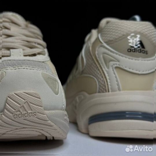 Кроссовки Adidas Response CL beige