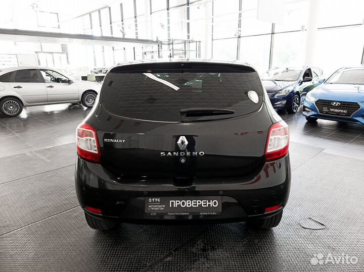 Renault Sandero 1.6 AT, 2016, 119 272 км