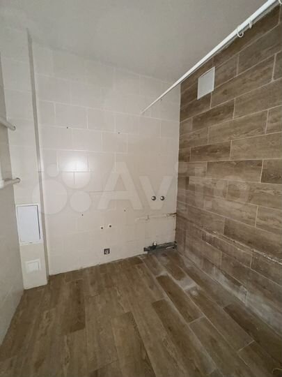 3-к. квартира, 76 м², 8/17 эт.