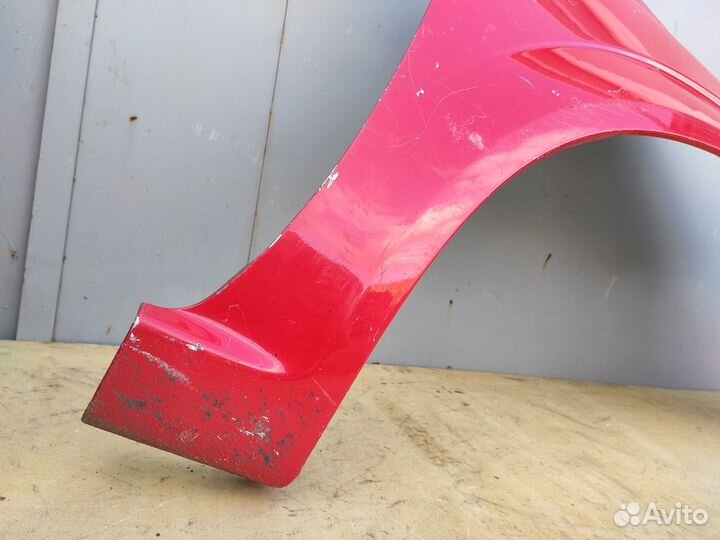 Крыло переднее правое на Opel Zafira B