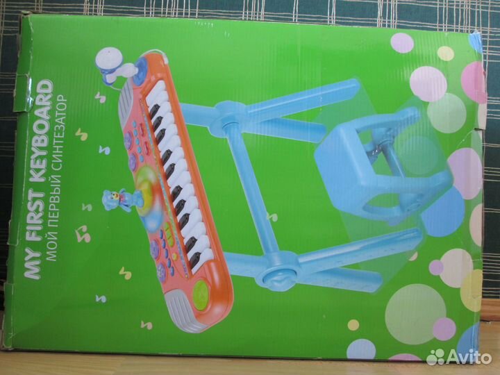 Детское пианино со стульчиком