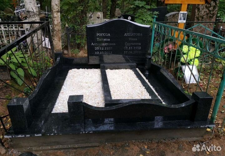 Памятники, благоустройство могил