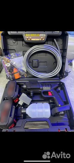 Минимойка для автомобиля аккумуляторная