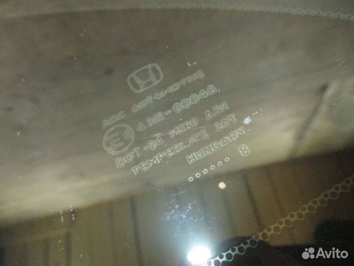 Стекло кузовное глухое левое Honda CR-V 3