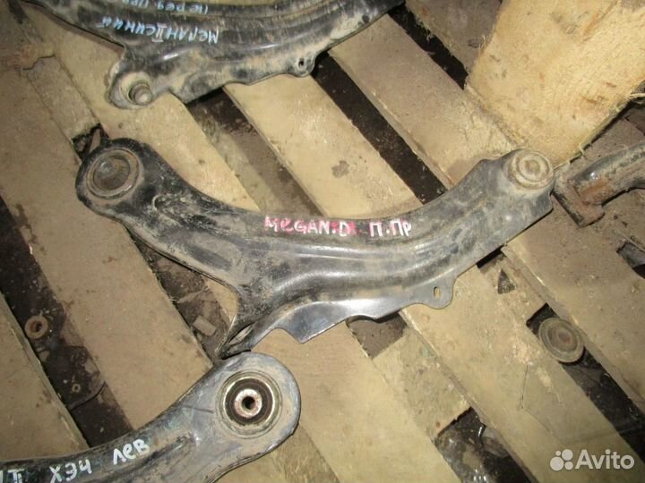 Рычаг правый Renault Megane 2