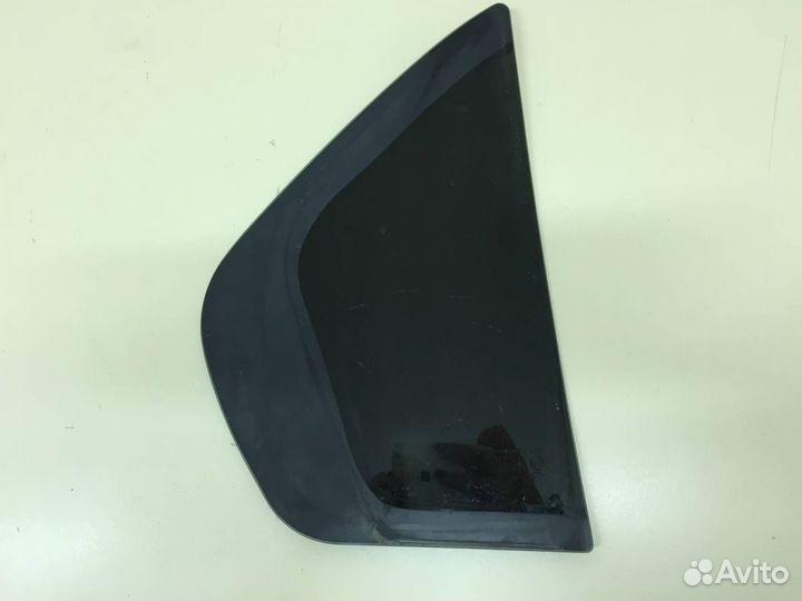 Стекло двери задней левой форточка Renault Logan 2