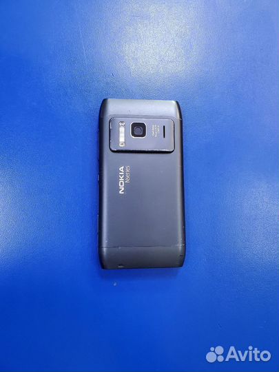 Смартфон Nokia N8