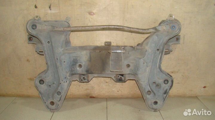 Балка подмоторная Peugeot 208
