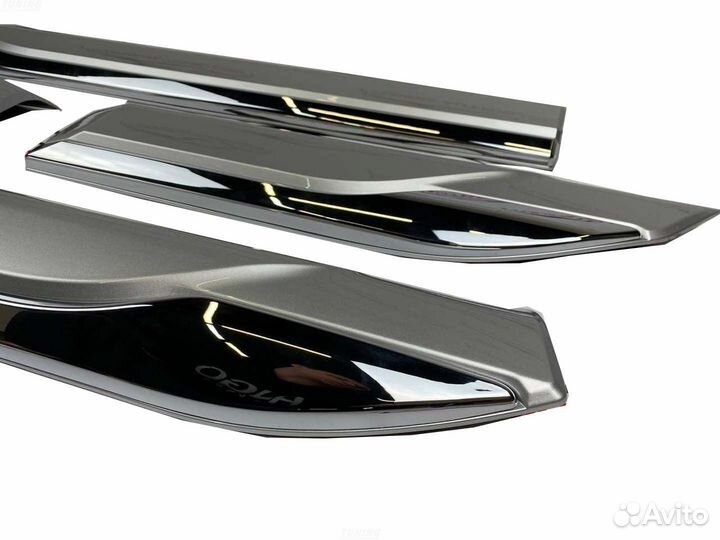 Молдинги дверей Toyota Land Cruiser 300 L4786