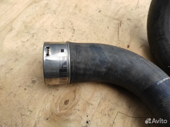 Путрубок интеркулера Z16LEL A16LEL на Opel Corsa D