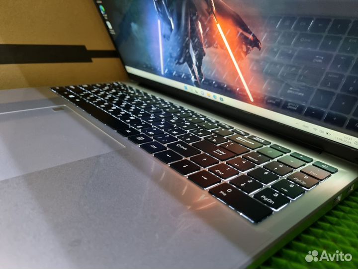 Ноутбук Новый intel i7/24Gb/SSD 1000Gb