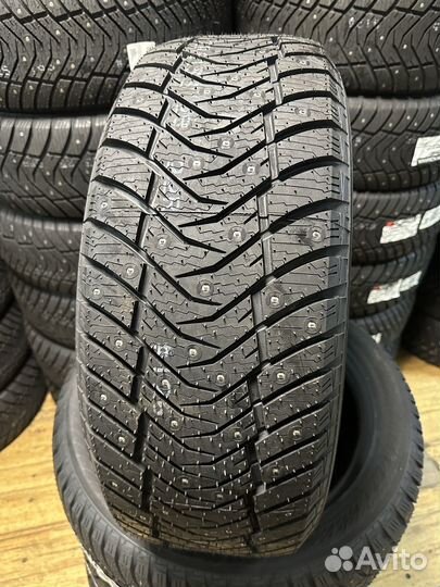 Yokohama IceGuard Stud IG65 275/55 R22 111T