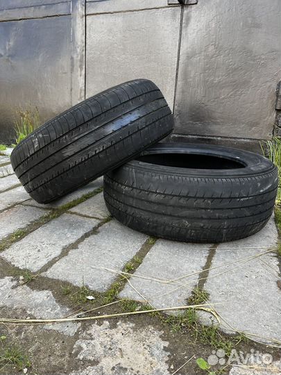 Yokohama BluEarth E70 215/55 R17 94V