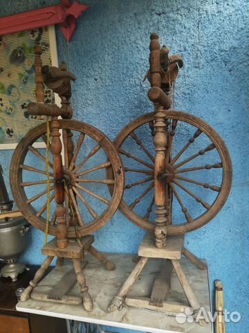 Прялка с колесом