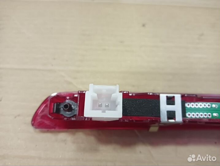 Дополнительный стоп-сигнал Nissan Qashqai