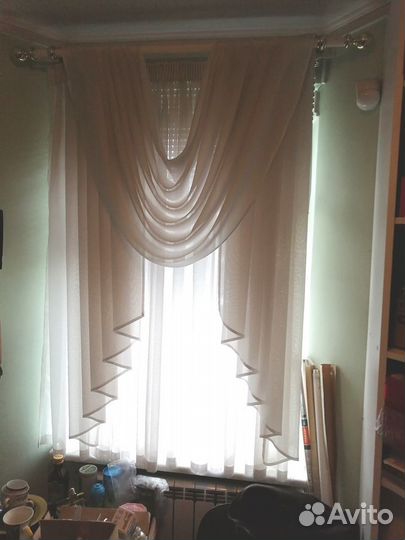 Тюль и карниз