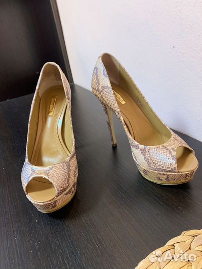 Туфли женские 37 размер бежевые