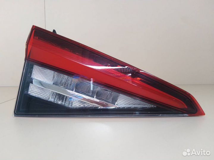 Фонарь задний внутренний левый Skoda Kodiaq