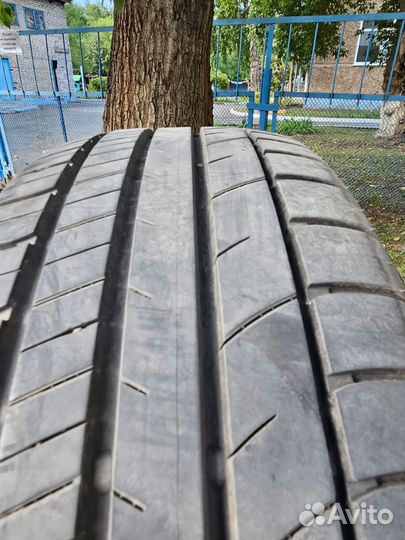 Goodyear EfficientGrip 215/60 R16 95H